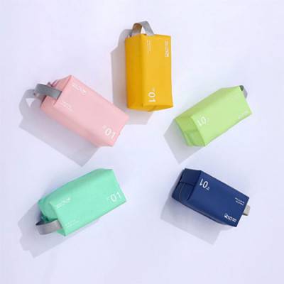 PVC 방수 스퀘어 세면백